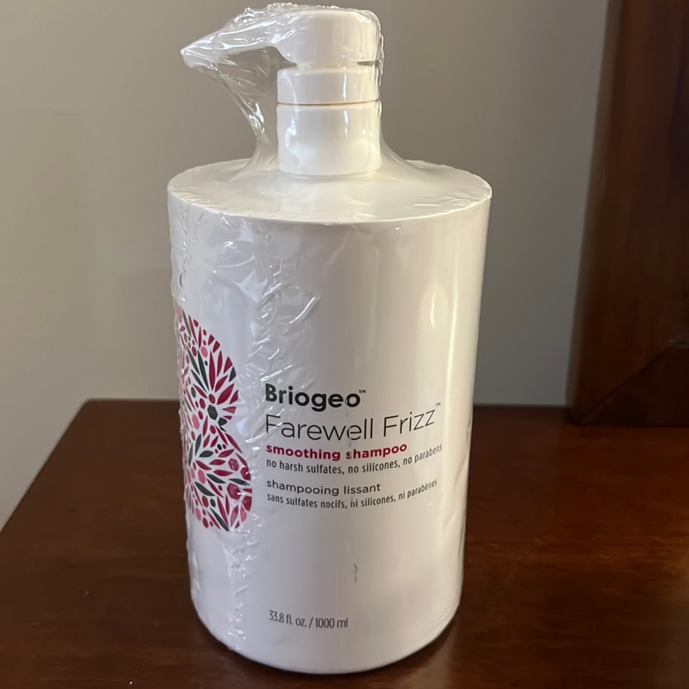 Briogeo farewell frizz shampoo